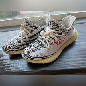 adidas Yeezy Boost 350 V2 ZEBRA - Men’s 6/Women’s 7.5